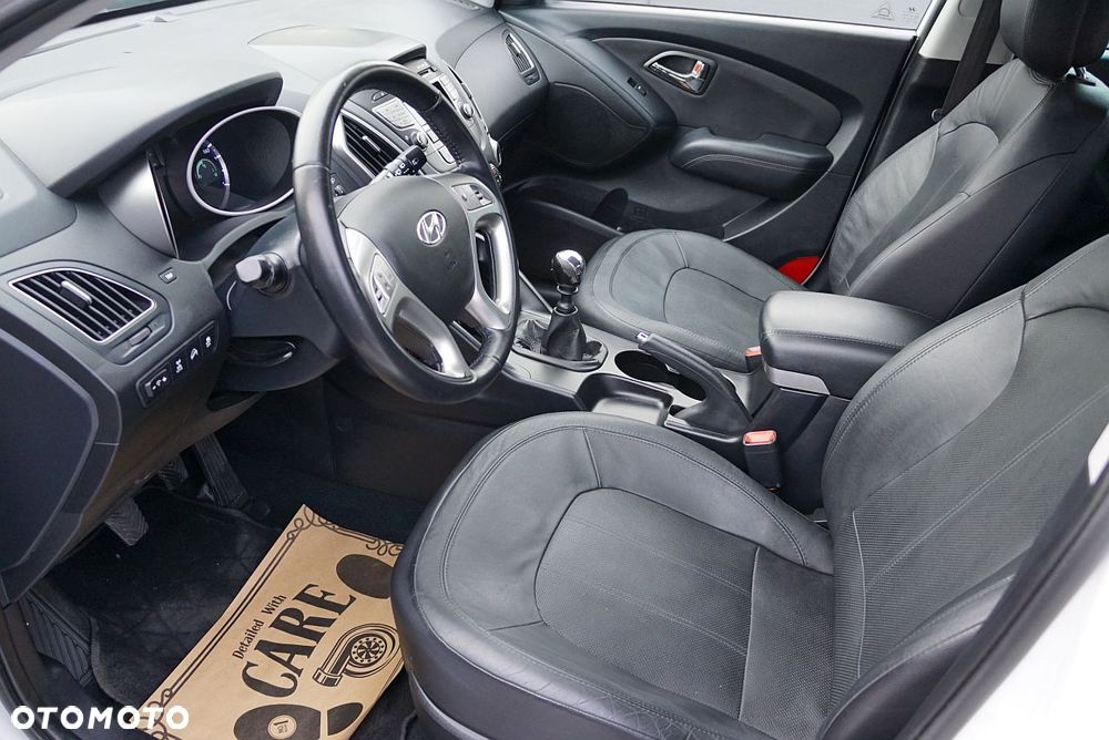 Hyundai ix35 - 12
