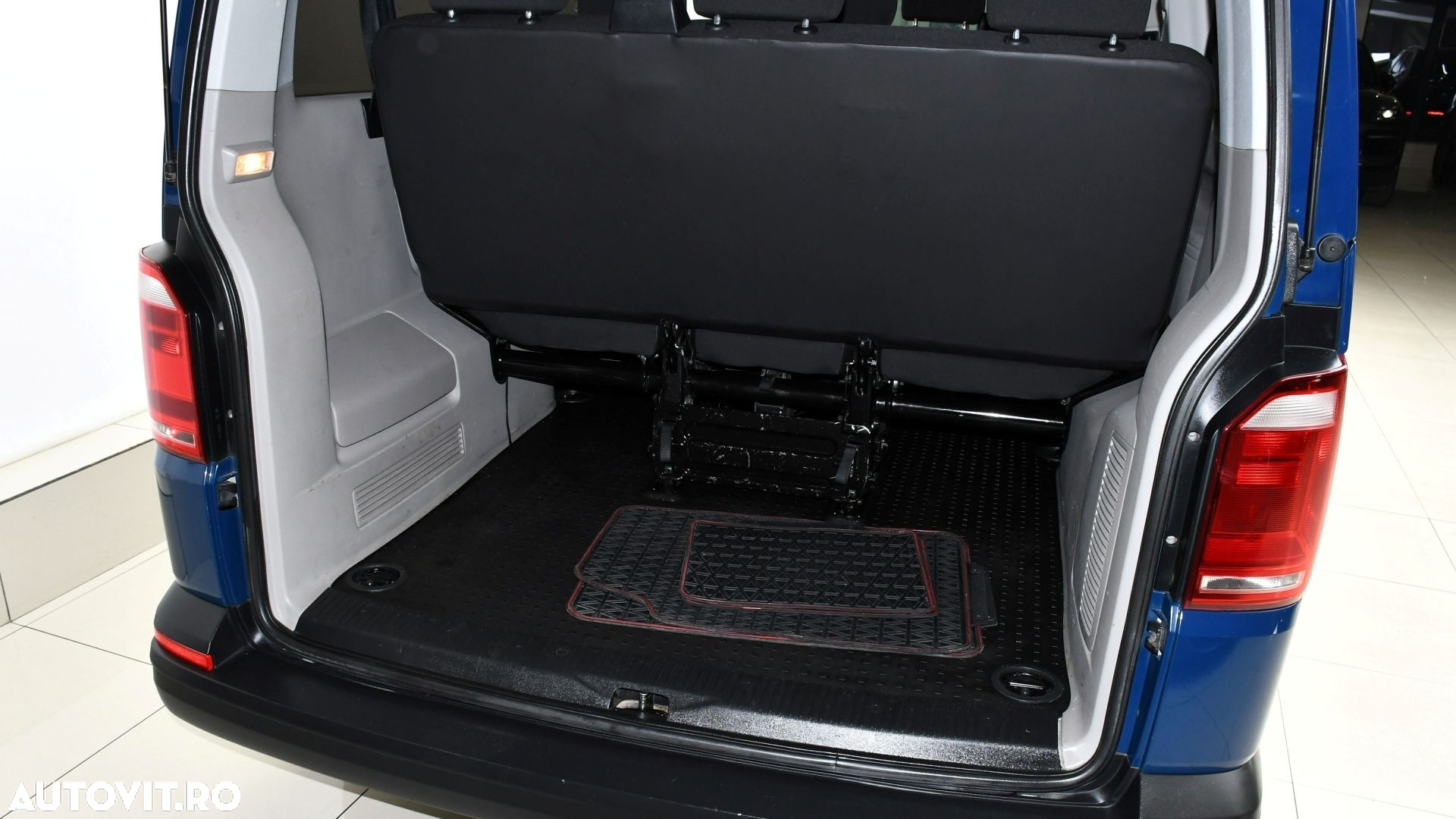 Volkswagen Caravelle T6 2.0 TDI KR Comfortline - 20