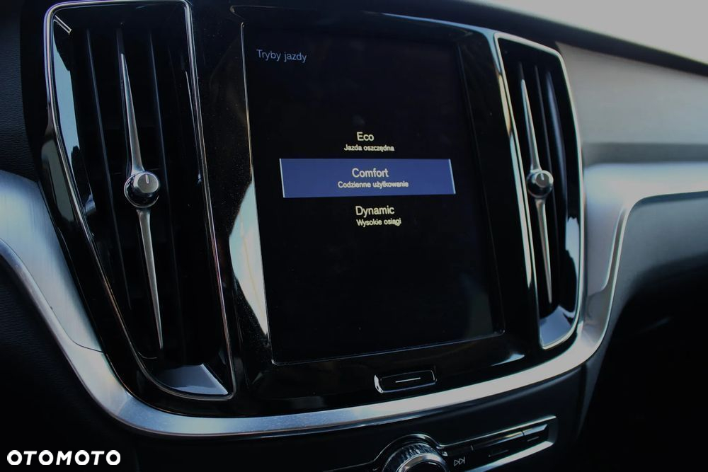 Volvo V60 D3 Geartronic Momentum Pro - 26
