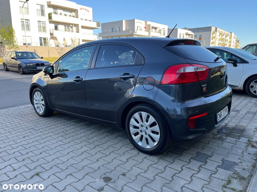 Kia Rio 1.4 Business Line - 13
