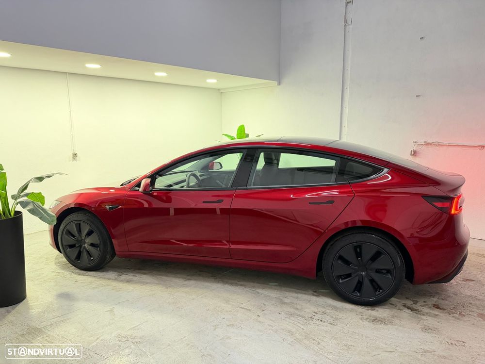Tesla Model 3 Long Range Tração Traseira - 3