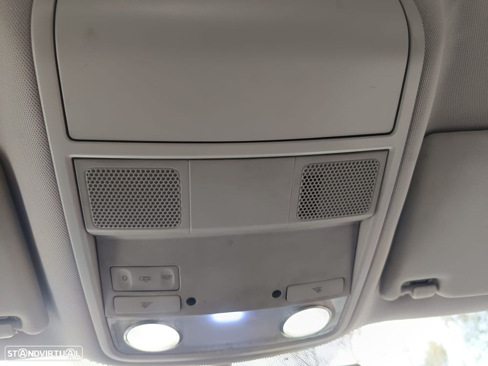 VW Golf 2.0 TDi GT Sport - 22