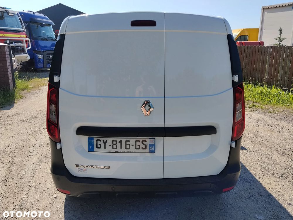 Renault Express - 7