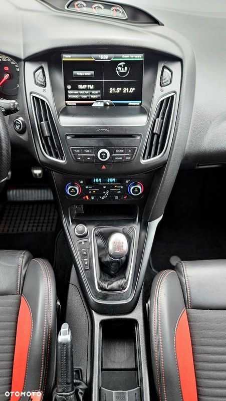 Ford Focus 2.0 TDCi ST - 16