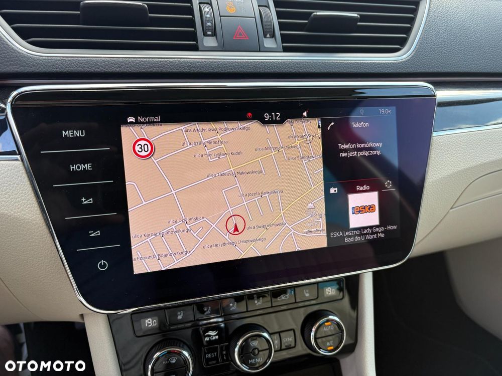 Skoda Superb 2.0 TDI L&K DSG - 14