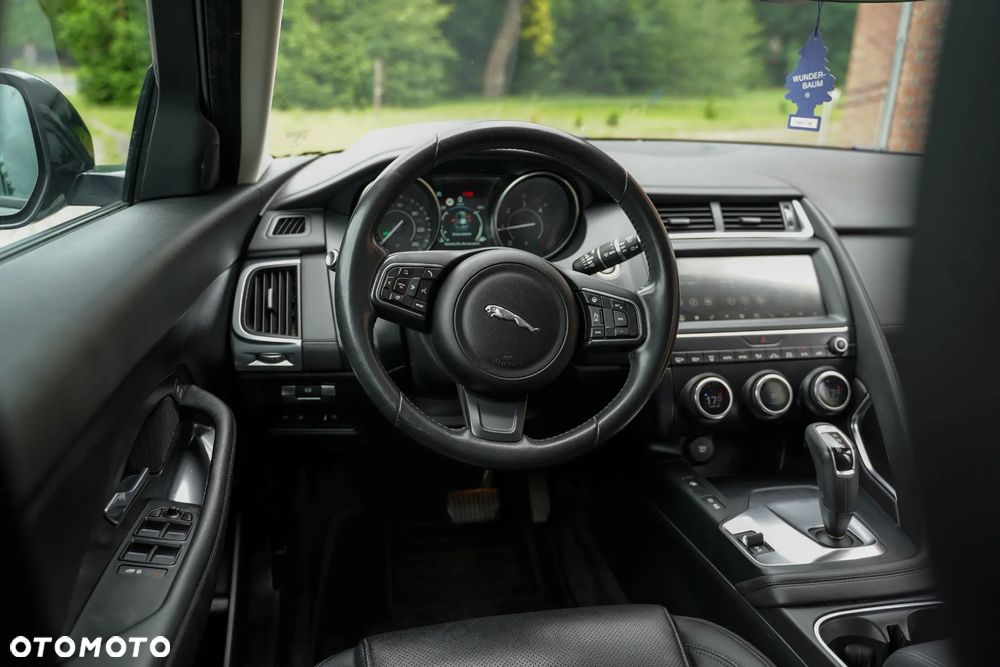 Jaguar E-Pace 2.0 i4D AWD - 13
