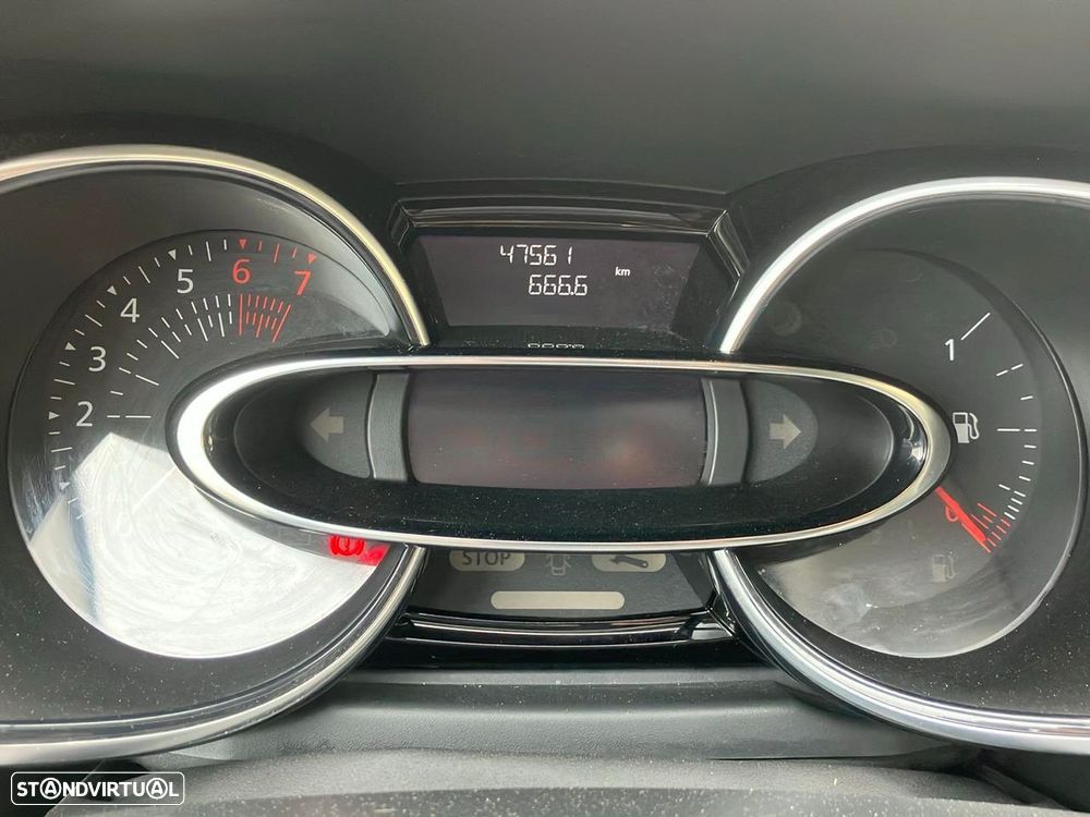 Renault Clio Sport Tourer 0.9 TCe Limited - 13