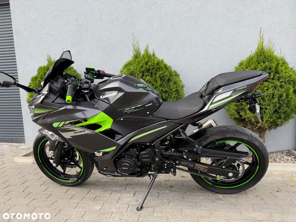 Kawasaki Ninja 400 - 8
