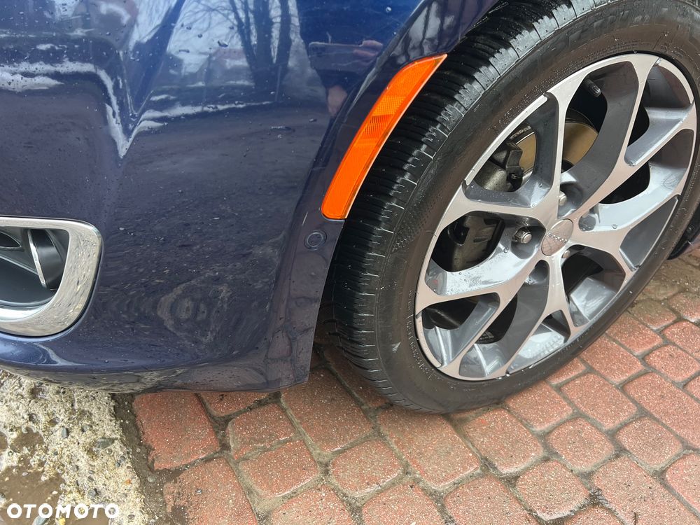 Chrysler Pacifica - 13