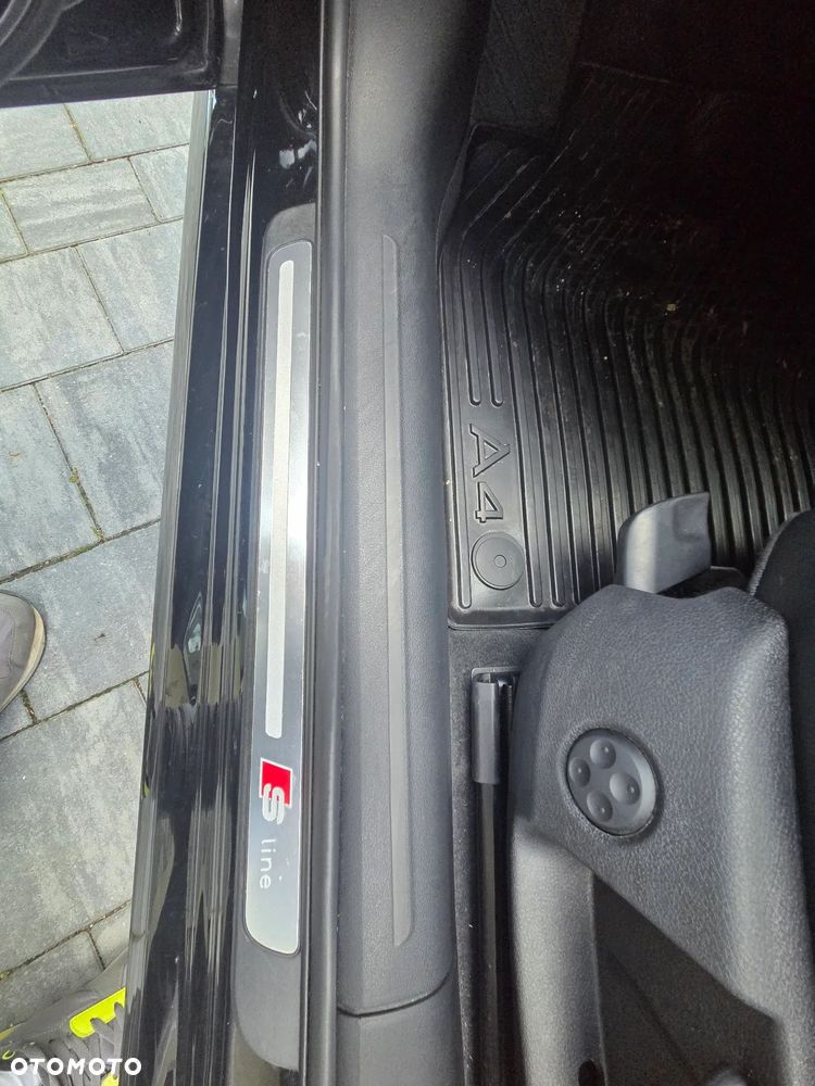 Audi A4 Avant 2.0 TDI DPF clean diesel S line Sportpaket - 18