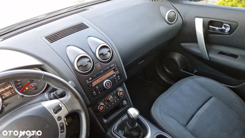Nissan Qashqai 1.6 Tekna - 11