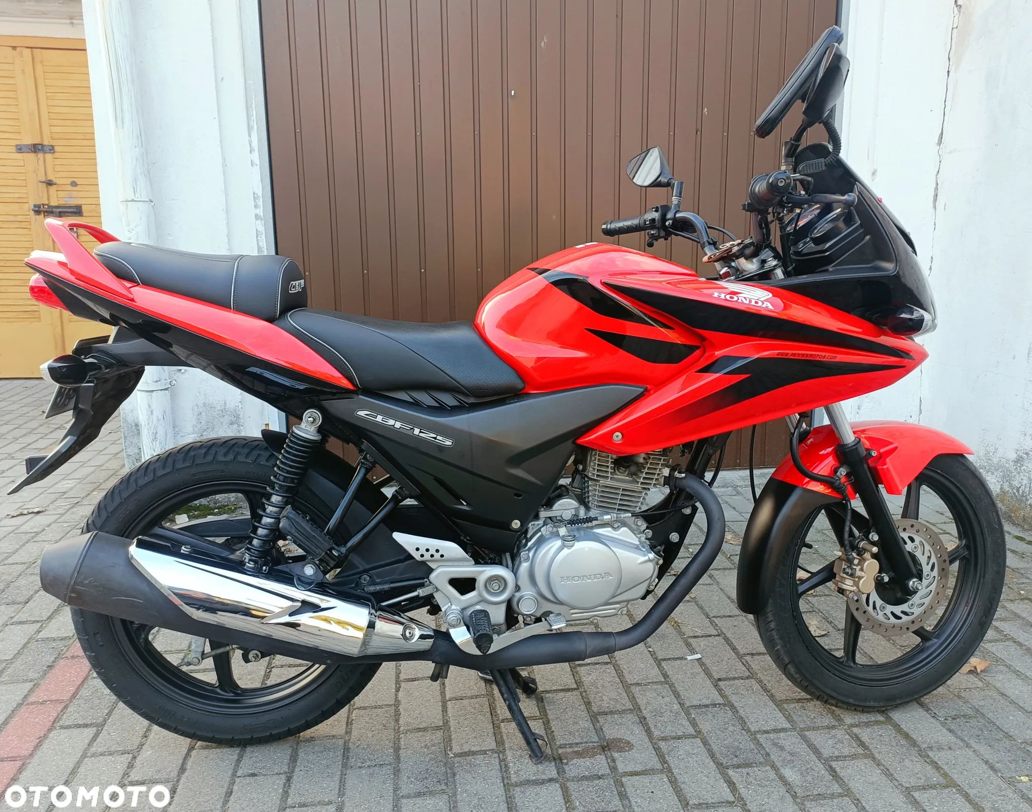 Honda CBF - 1