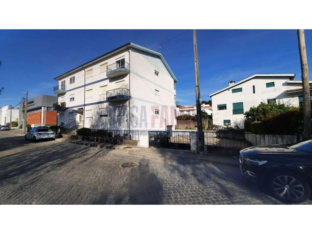 Apartamento T3 em Rio Tinto, junto ao Metro - Grande imagem: 2/22