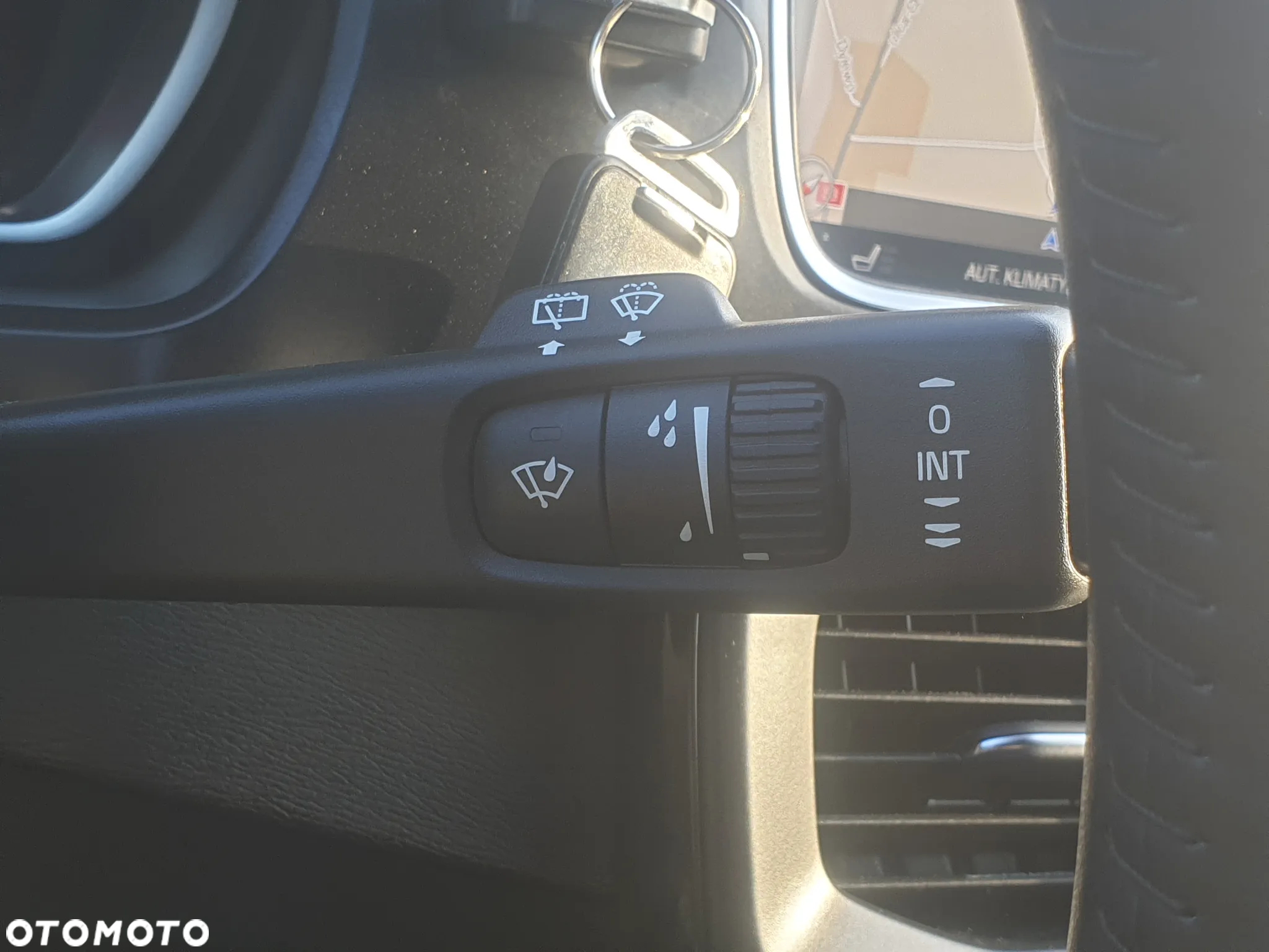 Volvo V40 T3 Drive-E Kinetic - 17