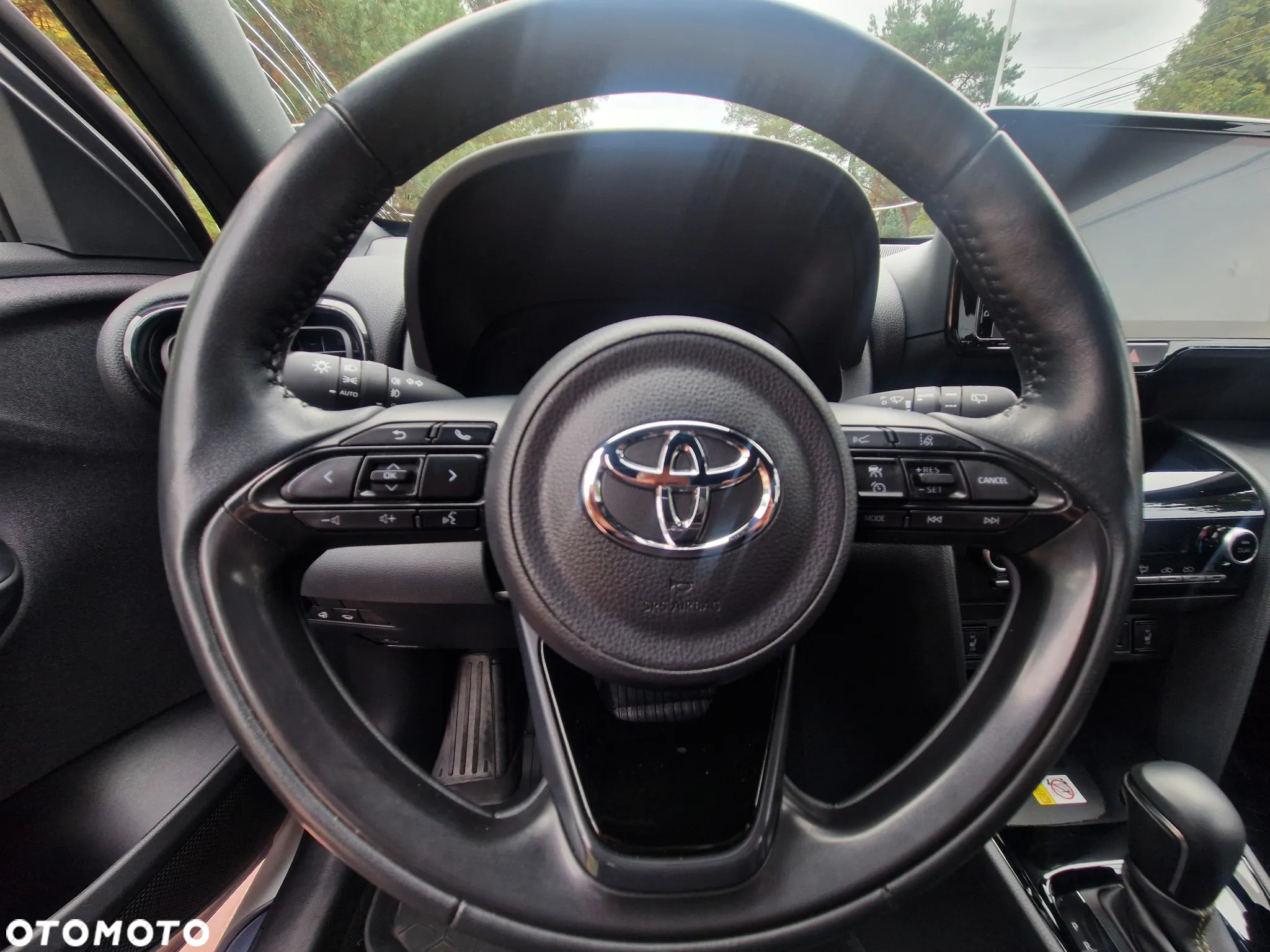 Toyota Yaris Cross Hybrid 1.5 Executive - 32