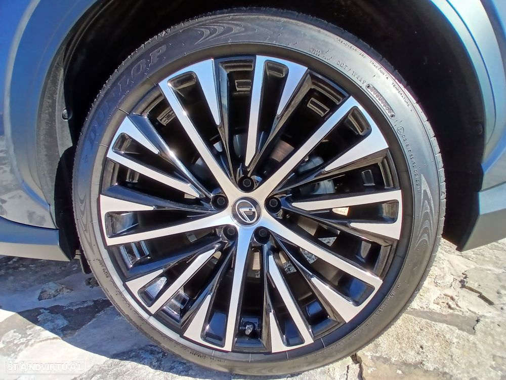 Lexus RZ 300e Premium - 18