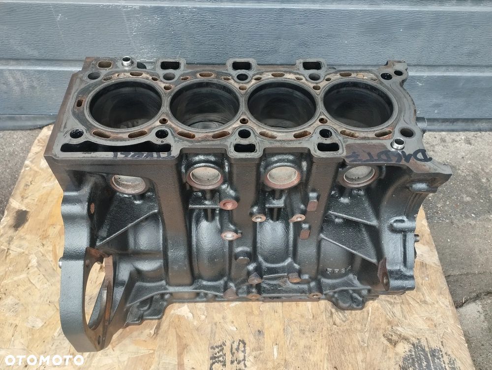 BLOK SILNIKA DÓŁ TŁOKI SSANGYONG TIVOLI 1.6D E-XDI D16DTF - 6