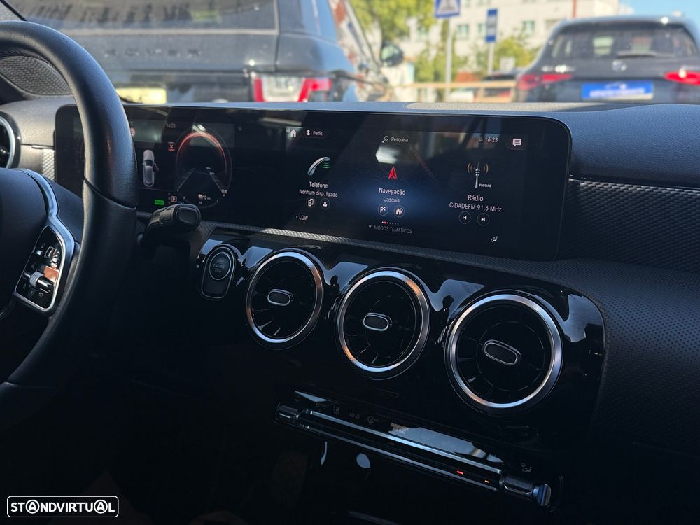 Mercedes-Benz A 250 e 8G-DCT Style - 17