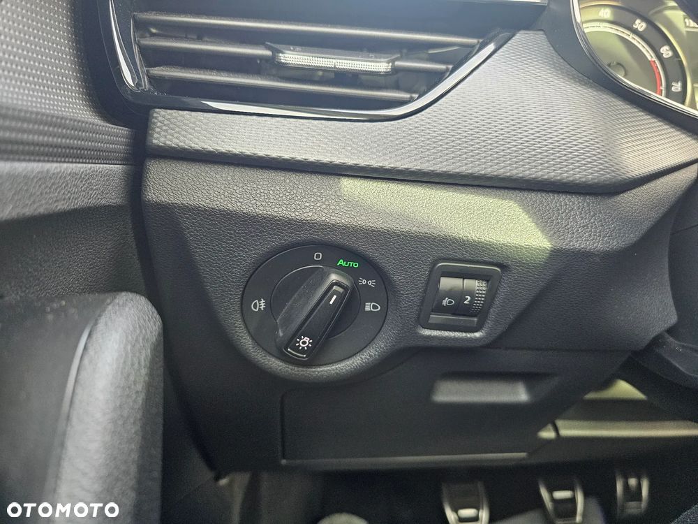 Skoda Kamiq 1.0 TSI Ambition - 17