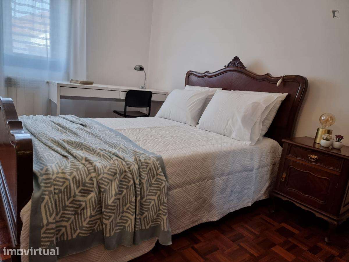 Apartamento com 4 quartos - localizado em Montes Claros Coimbra - Grande imagem: 5/23