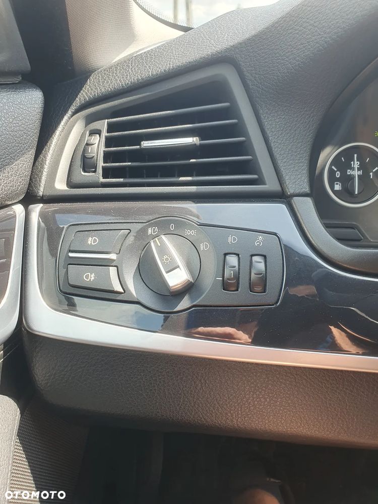 BMW Seria 5 520d - 17