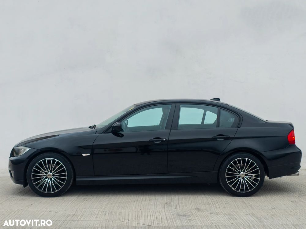 BMW Seria 3 320d - 15