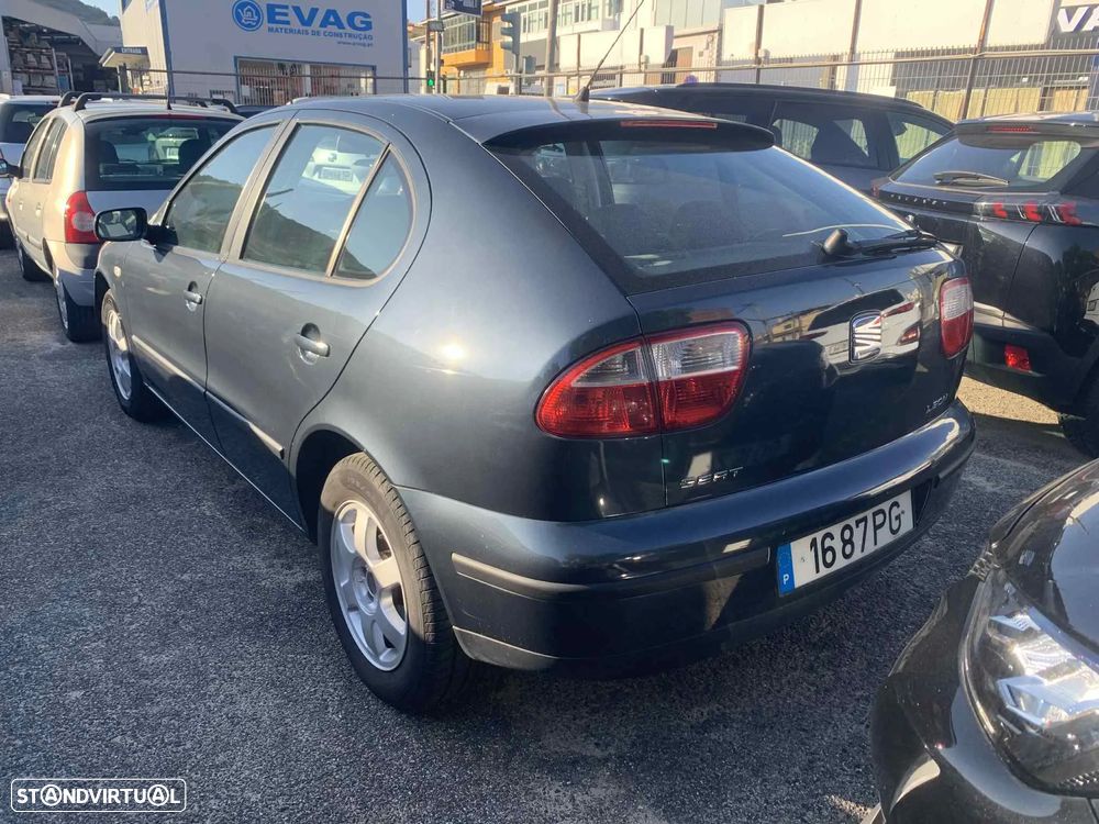 SEAT Leon 1.4 16V Confort JE - 8