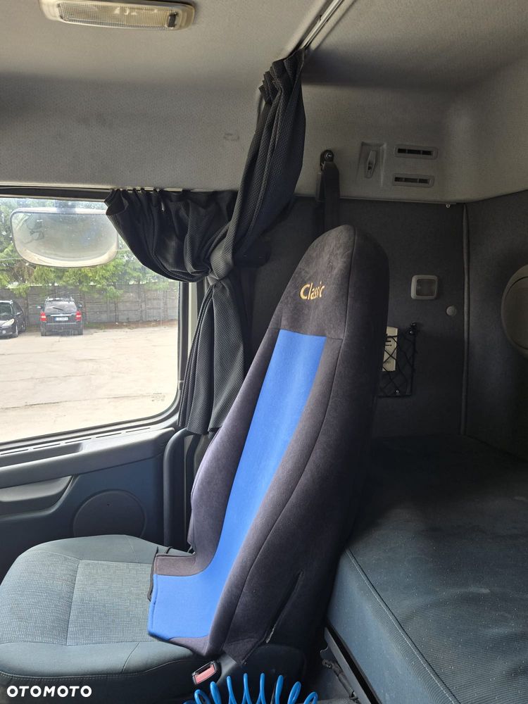Volvo FMX 450 - 4
