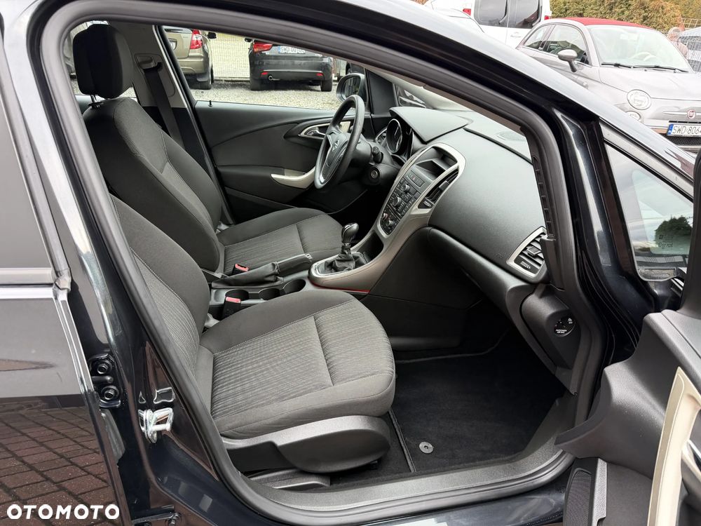 Opel Astra 1.4 Selection - 24