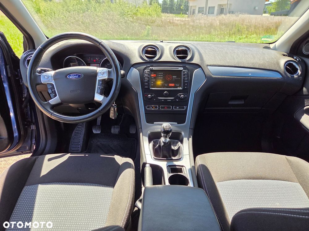 Ford Mondeo 2.0 TDCi Trend - 14