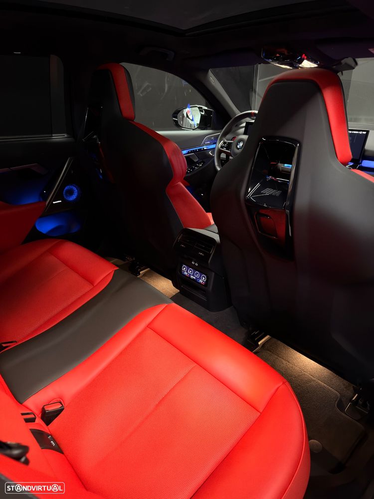 BMW M5 xDrive - 16