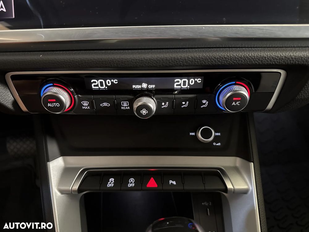 Audi Q3 - 18