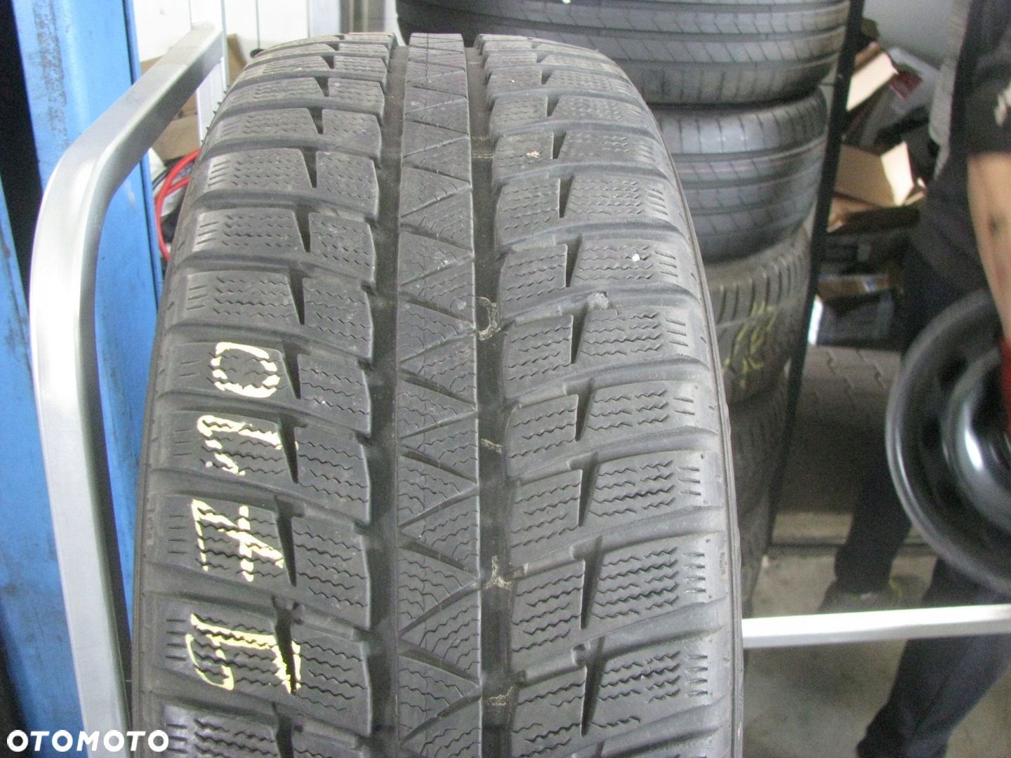 Opona zimowa Falken EuroWinter HS449 205/55R16 91 H - 1