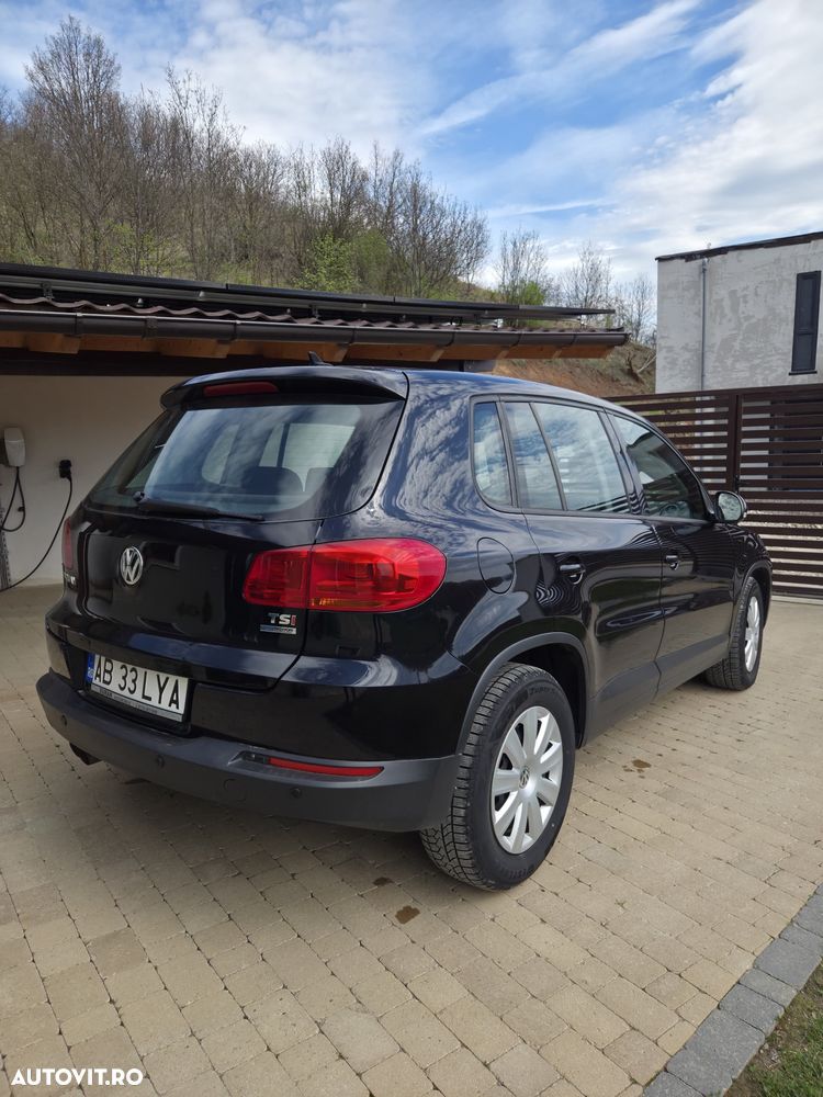 Volkswagen Tiguan - 2
