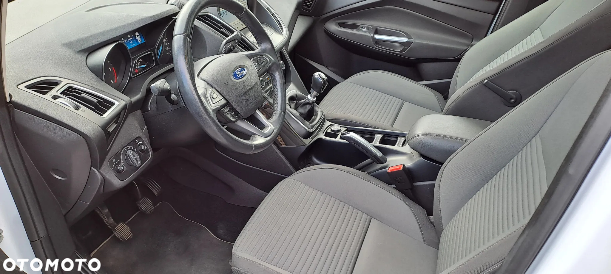 Ford C-MAX - 10