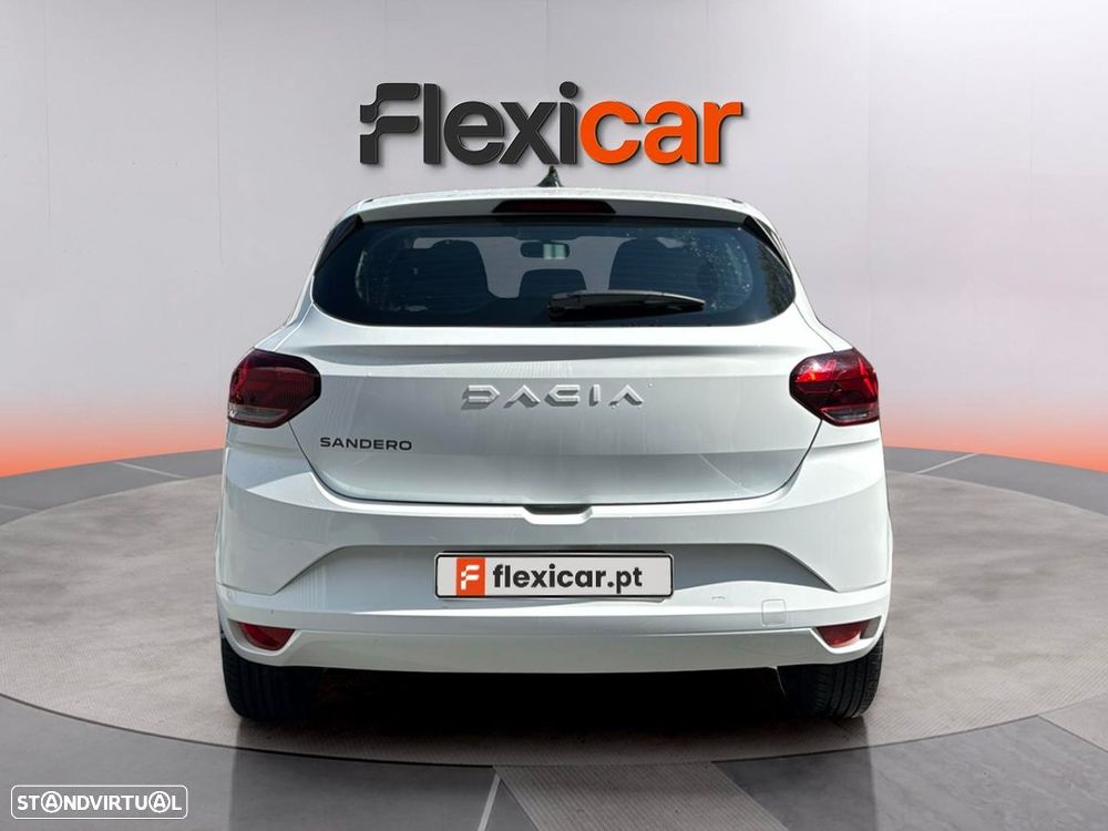 Dacia Sandero - 8