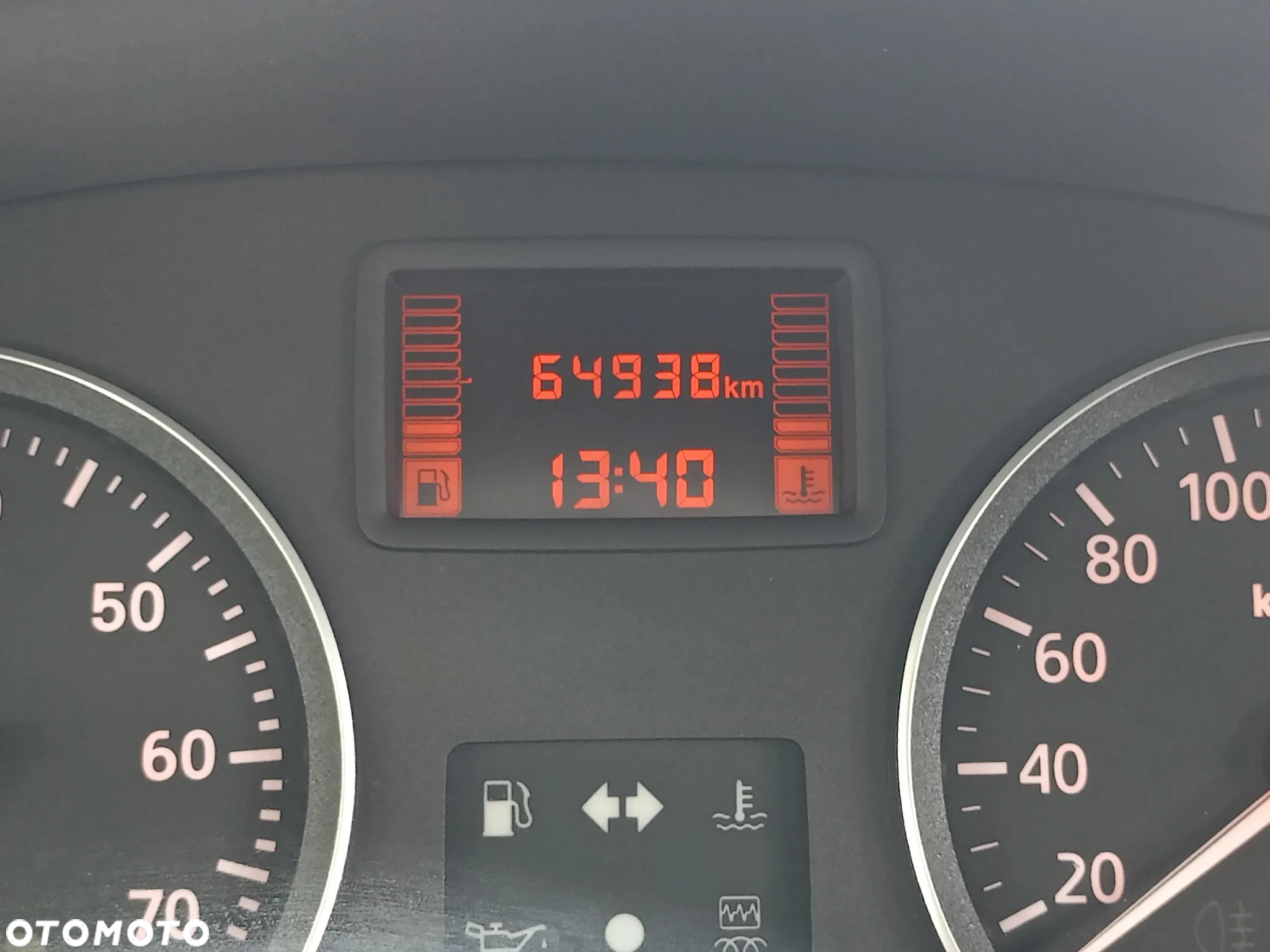 Dacia Sandero Stepway 1.6 - 23
