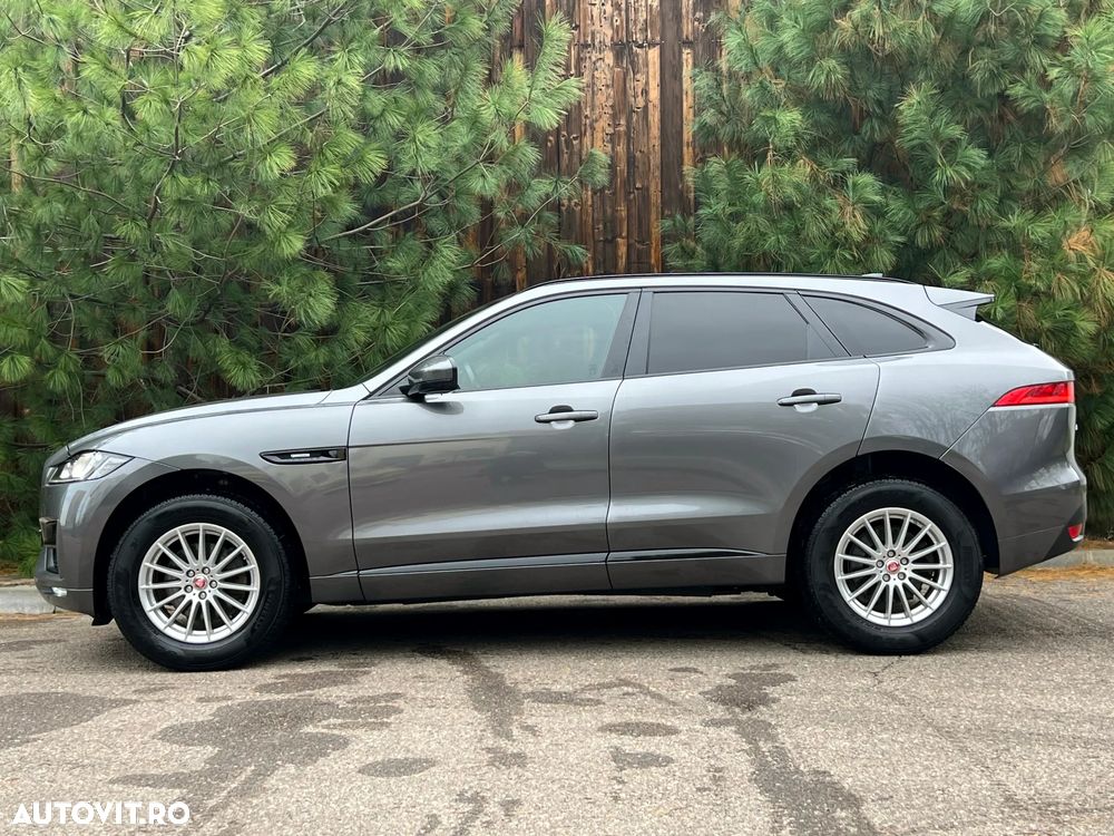 Jaguar F-Pace 25t AWD R-Sport - 7