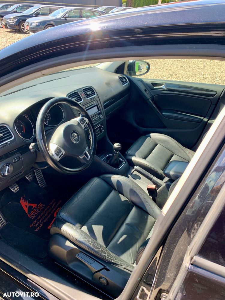 Volkswagen Golf 1.6 TDI DPF Exclusive - 8