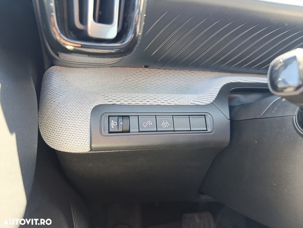 Citroën C3 AIRCROSS 1.2 Hybrid 145 eDCT6 MAX - 26