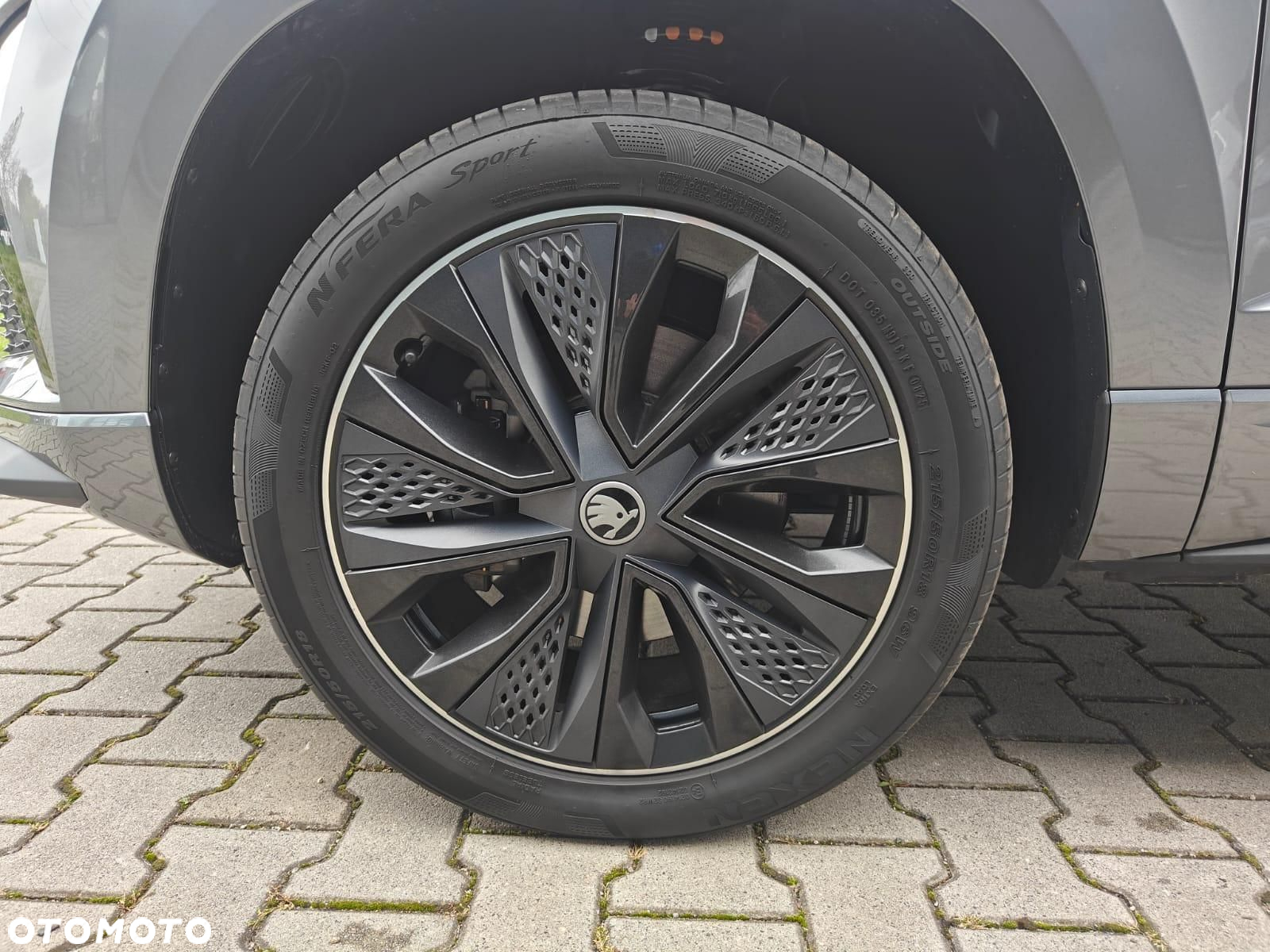 Skoda Karoq 1.5 TSI ACT Sportline DSG - 5