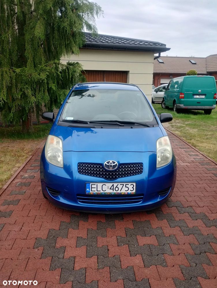 Toyota Yaris - 2