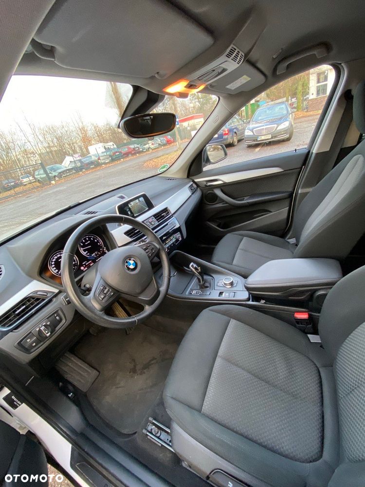 BMW X1 sDrive18i - 3