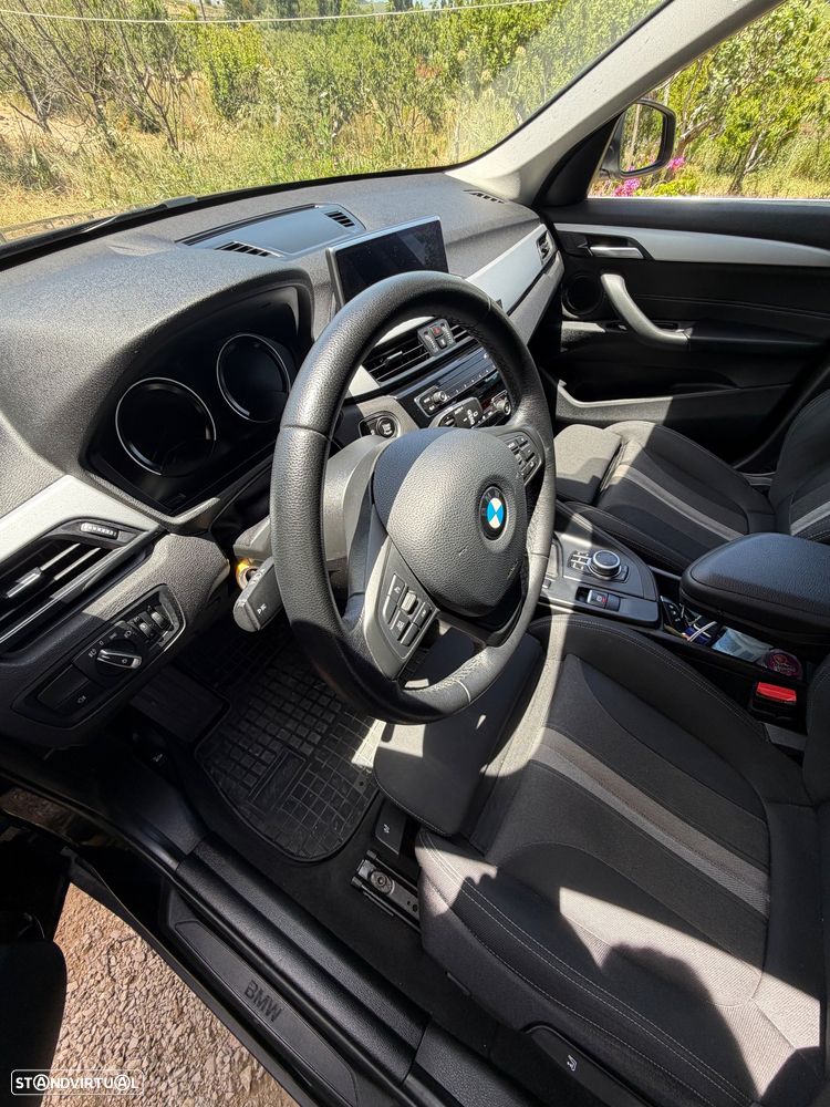 BMW X1 18 d sDrive Auto Line Sport - 11