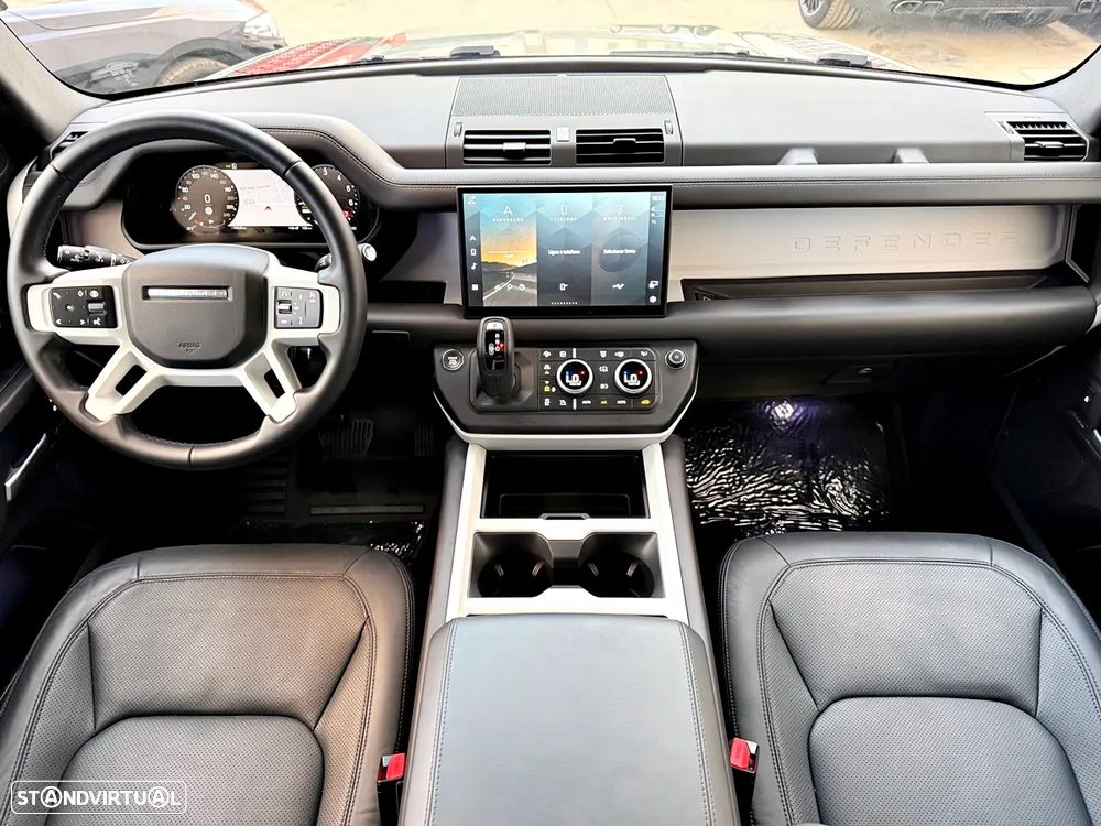 Land Rover Defender 2.0 P300e 110 AWD X-Dynamic HSE - 9
