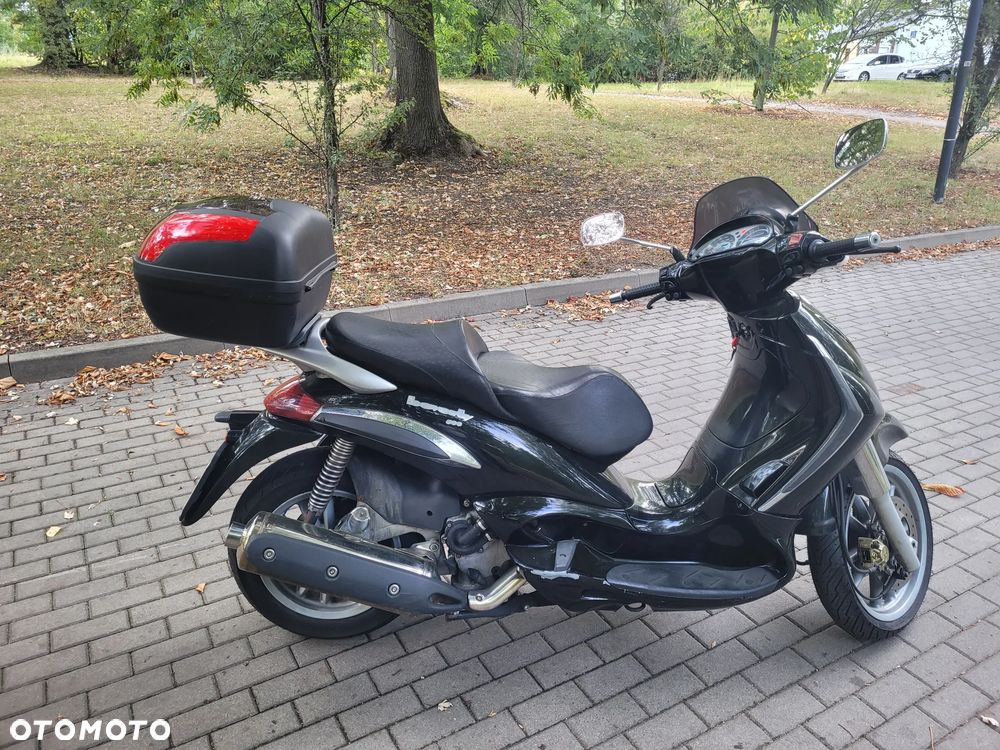 Piaggio Beverly - 3