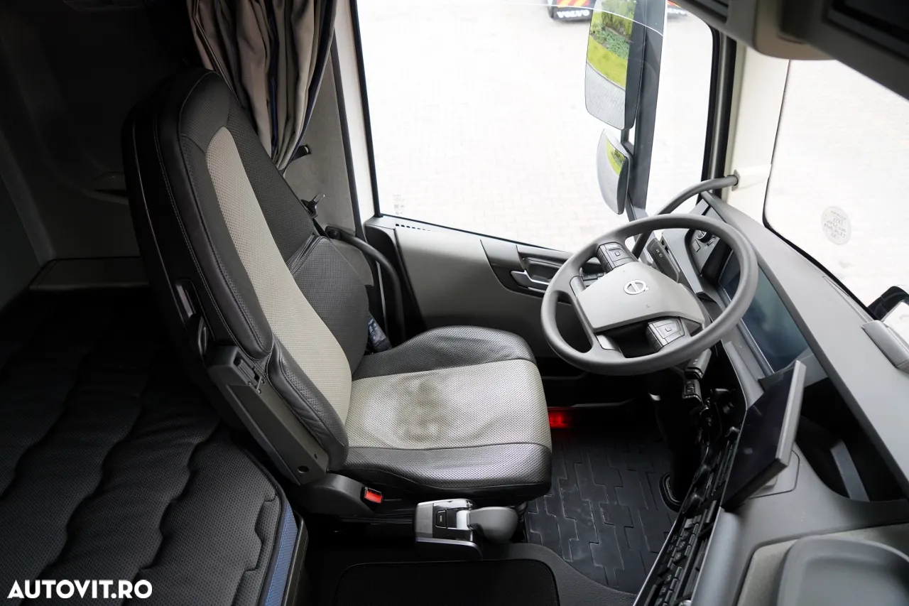Volvo FH 500 / XXL / 2024 / I-PARK COOL / PIELE / I-SHIFT / CONTRACT DE REPARAȚIE POST-SERVICE / IMPORTAT - 25