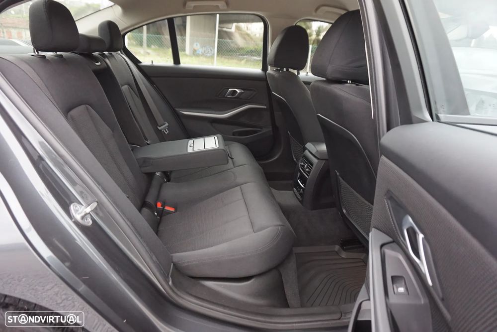 BMW 330 e Corporate Edition Auto - 16