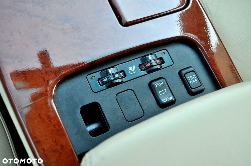 Lexus GS 300 Prestige + - 22