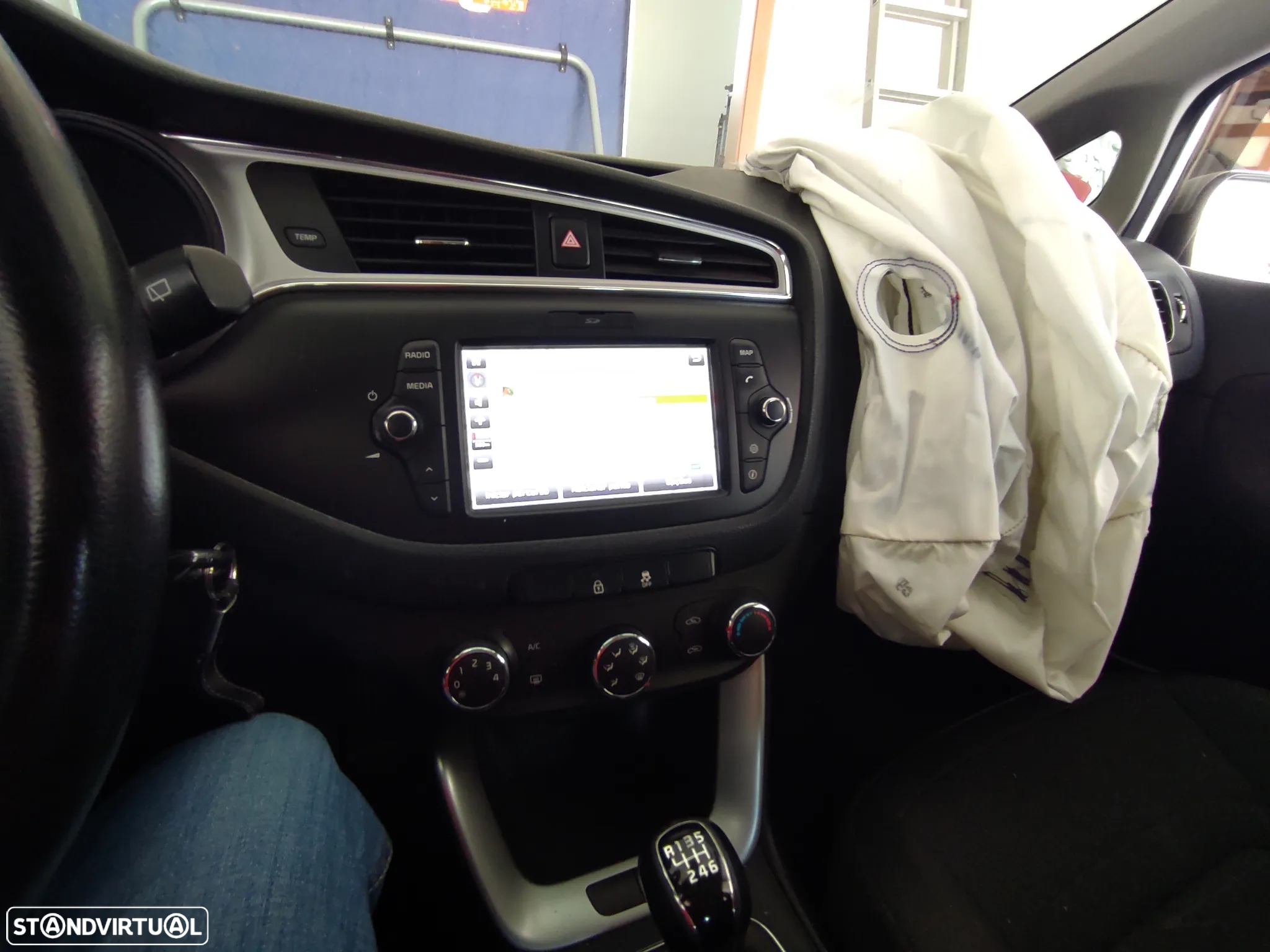 Kia Ceed SW 1.6 CRDi Nav Line - 4